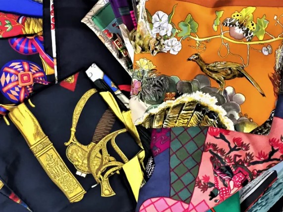 Unveiling the Timeless Elegance of Preowned Hermès Scarves